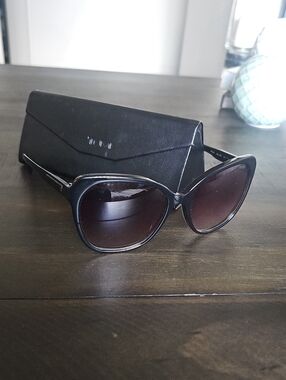 Tumi Women's 502 Gradient Black Sunglasses